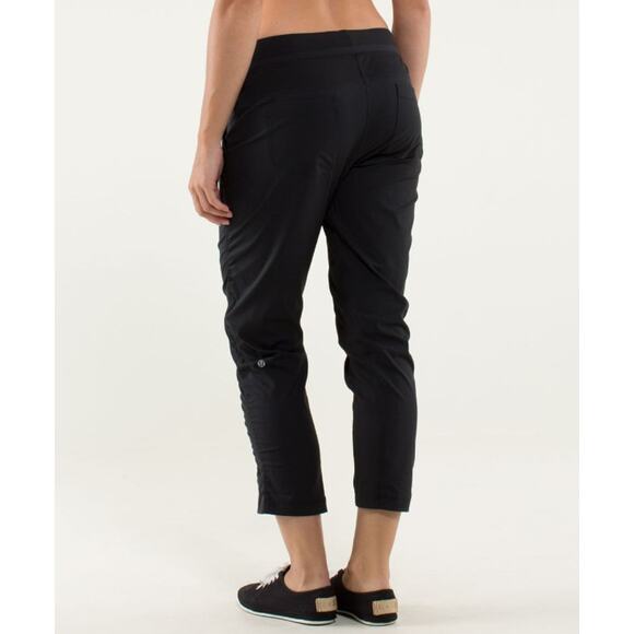 Lululemon Street To Studio Crop No Liner Cropped Pants Swift Sweatpants, Black - Picture 13 of 13